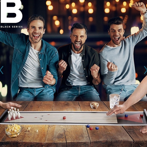 👀50% OFF🎳 NWT‼️ Black Series brand Shuffleboard & Bowling 2-in-1 Game Set - Picture 1 of 16